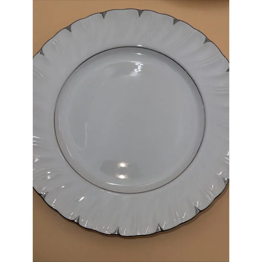 Set of 8- Vintage Salad Plates Harmony House Heirloom Fine China #3512, 7 1/2